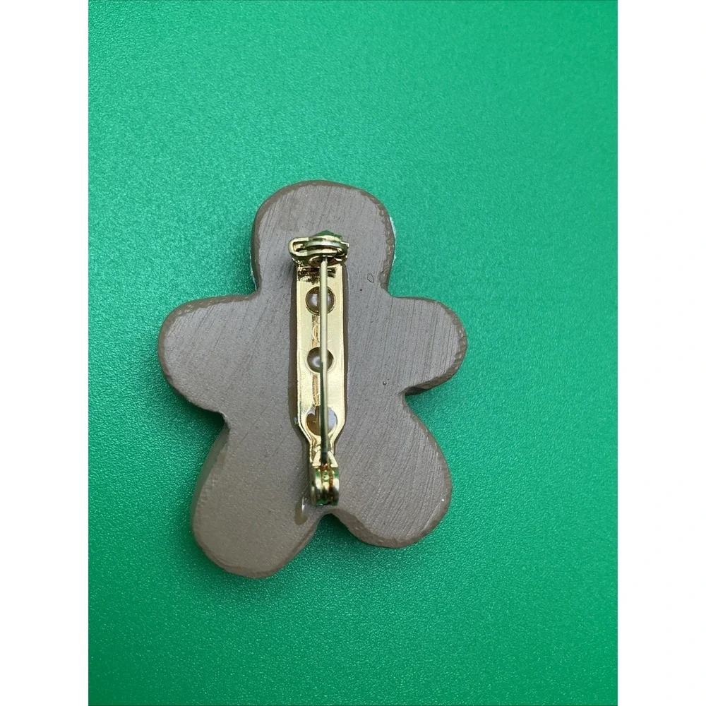 Lot of 5 Vintage Christmas Pins - 2 Snowmen,‎ Angel, Santa, Gingerbread Cookie